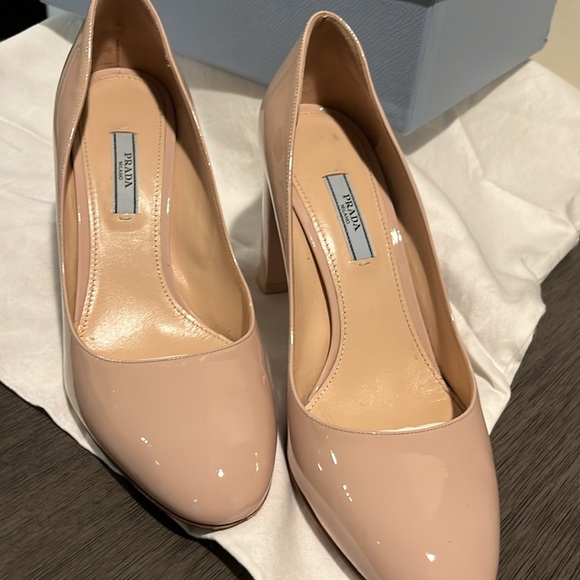 PRADA 39.5 patent Calzature Donna heel ,Vernice, Cipria/Nude. In original box - Picture 3 of 9